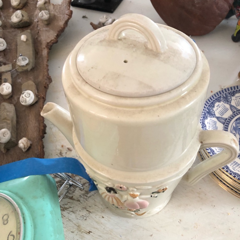 Dutch girl coffee/ tea pot